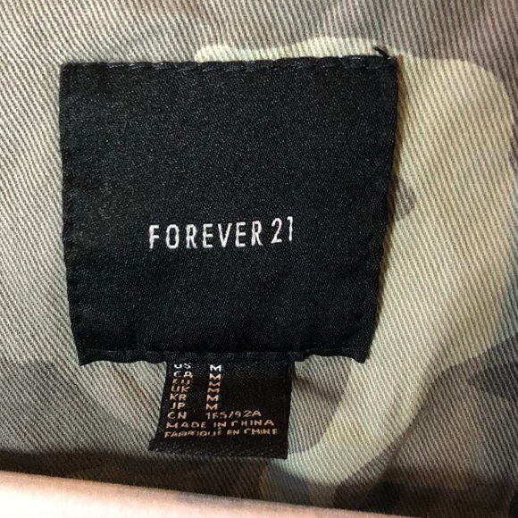 Forever 21 (M) camo denim jacket - Picture 4 of 4